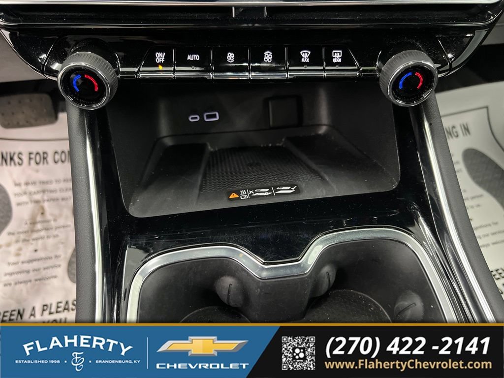 Used 2026 Chevrolet Traverse High Country w/ LPO, Floor Liner Package AWD/4WD image 32