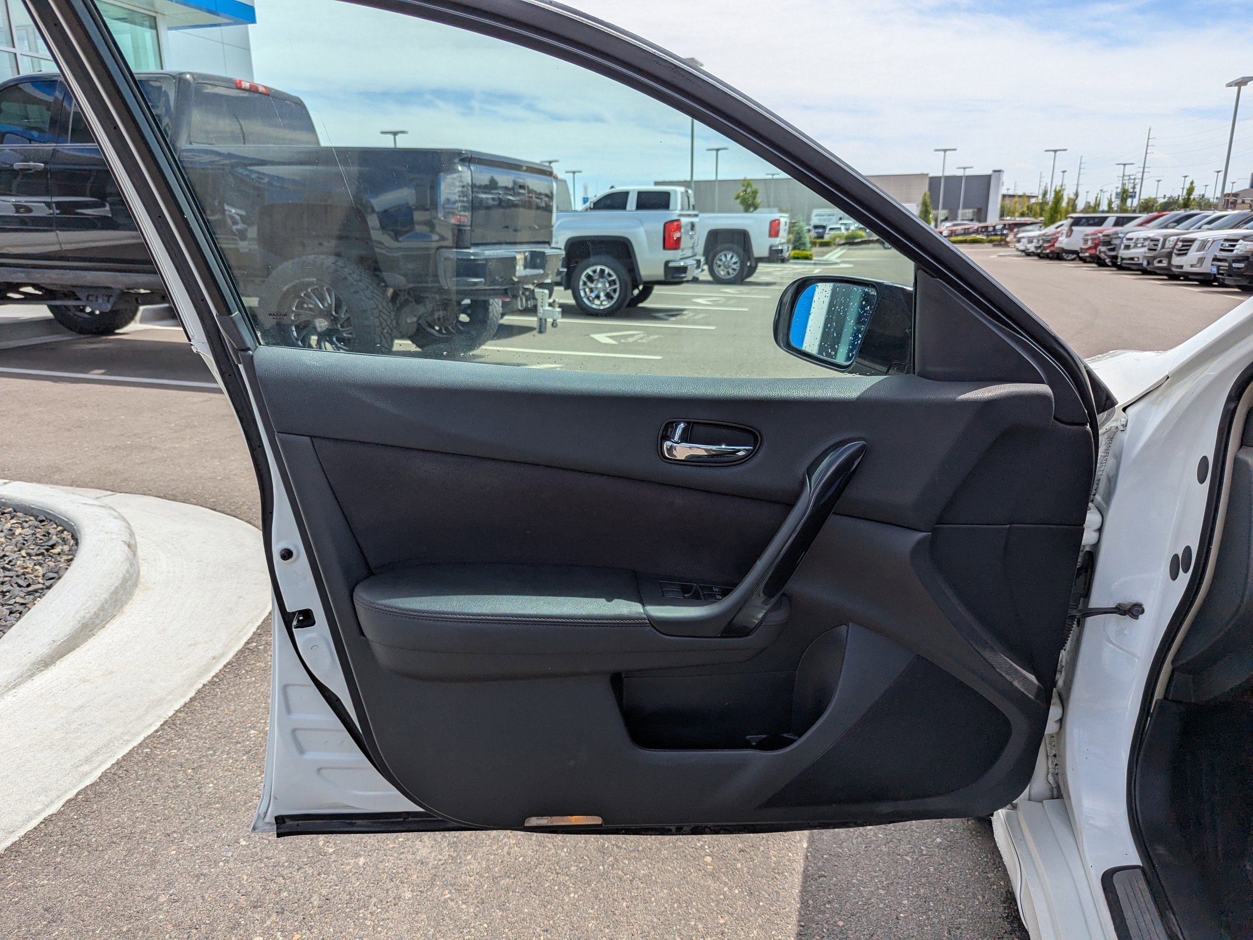 Used 2011 Nissan Maxima 3.5 S FWD image 10