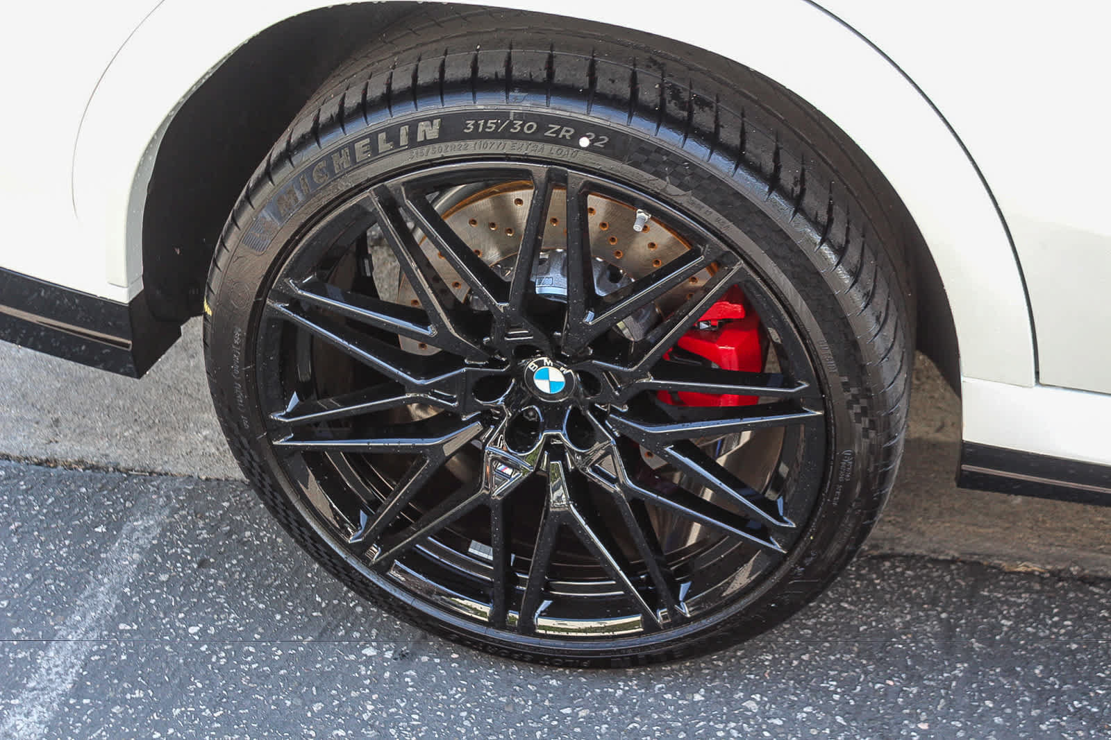 New 2027 BMW X6 M Competition w/ Executive Package AWD/4WD image 8