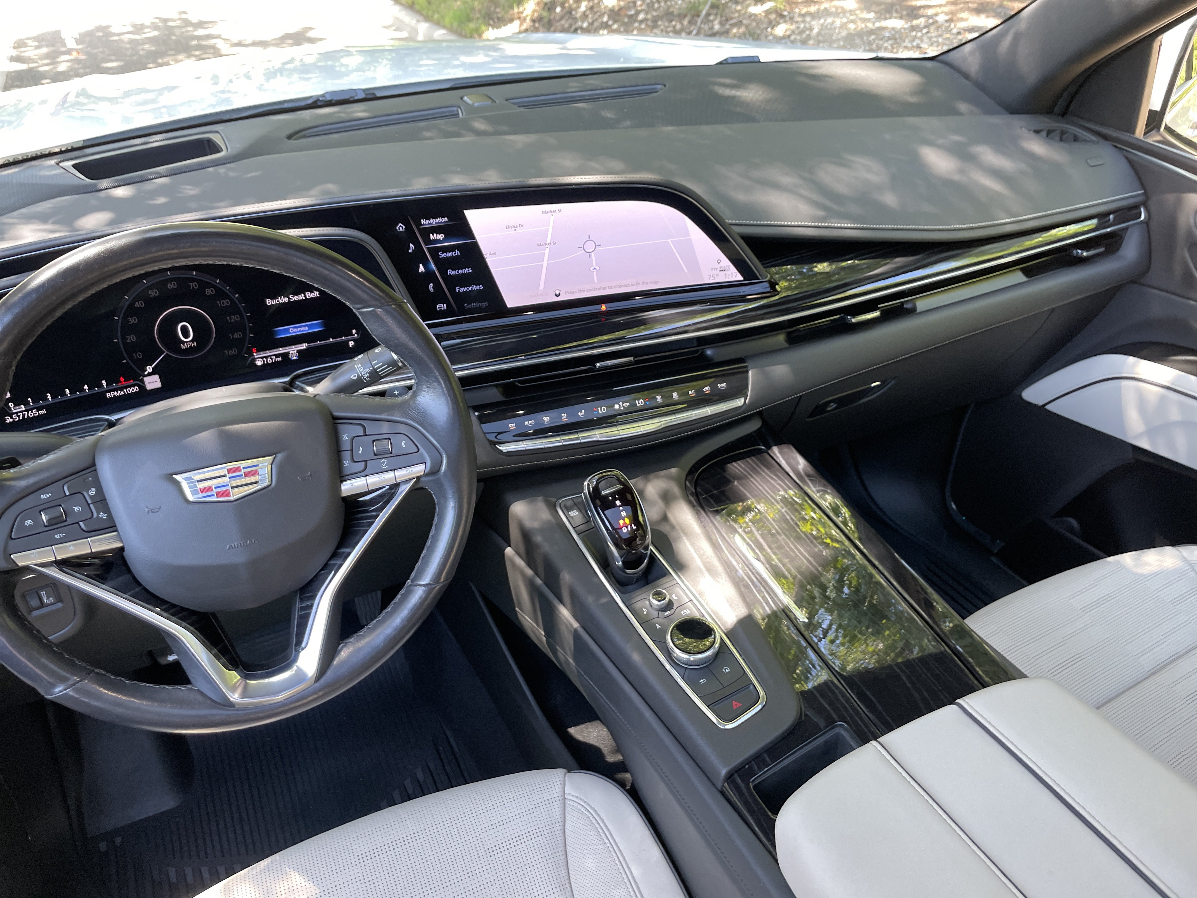 Used 2021 Cadillac Escalade Sport w/ Driver Assist Tech Package AWD/4WD image 30