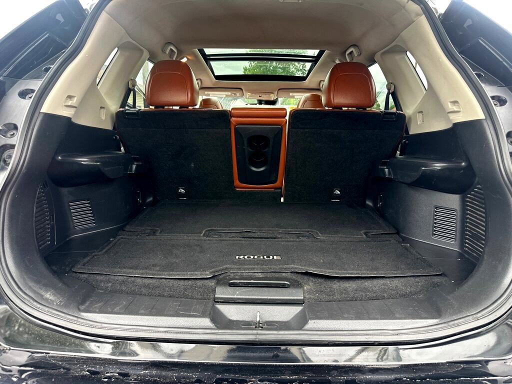 Used 2018 Nissan Rogue SL w/ Premium Package image 18