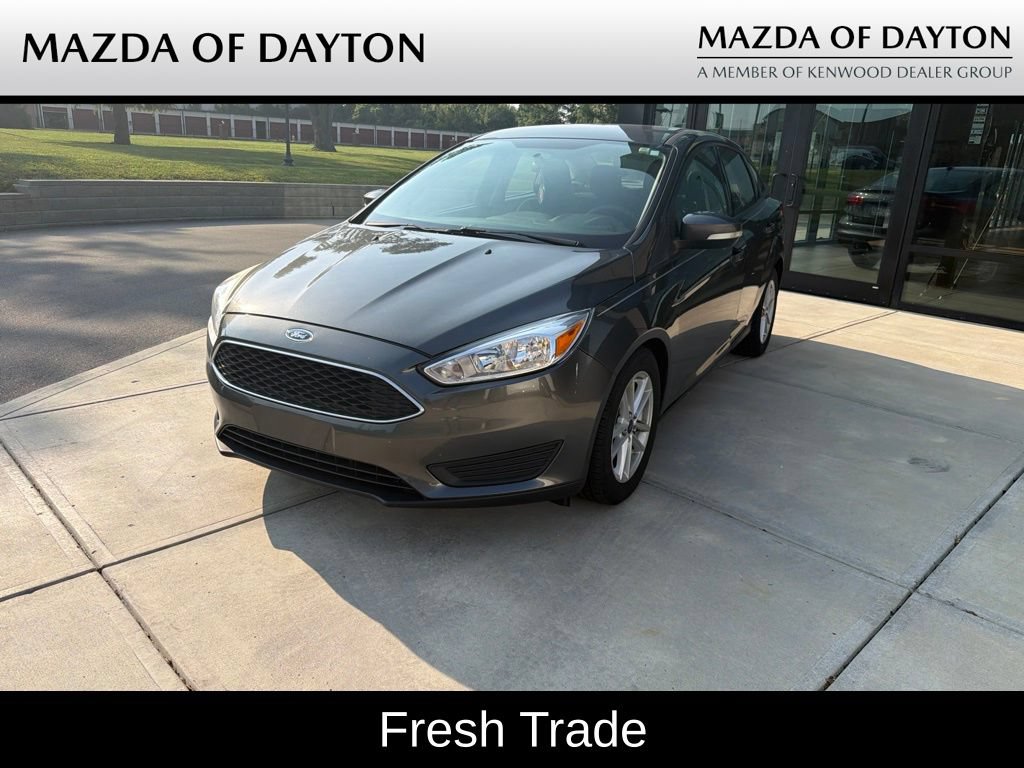 Used 2017 Ford Focus SE FWD image 1