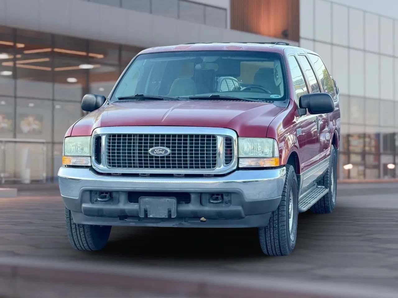 Used 2003 Ford Excursion XLT RWD image 2