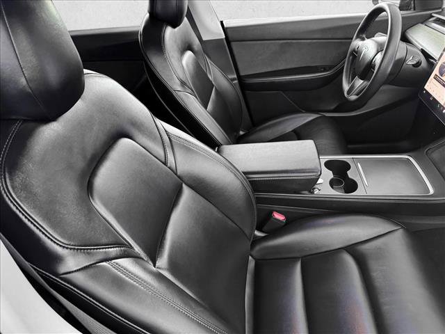 Used 2021 Tesla Model Y Long Range image 19