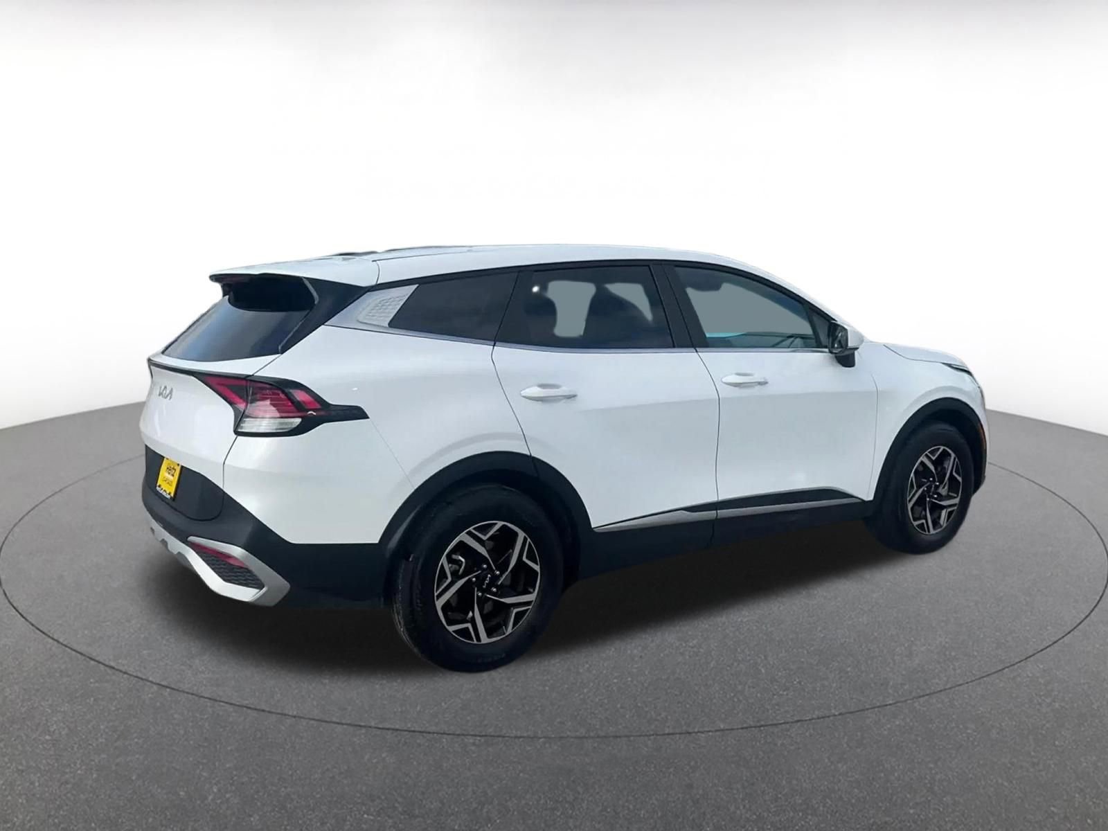 Used 2025 Kia Sportage LX image 14