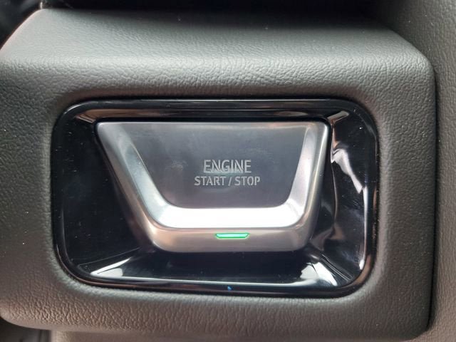 New 2026 GMC Yukon XL Denali w/ Sun & Power Step Package image 24