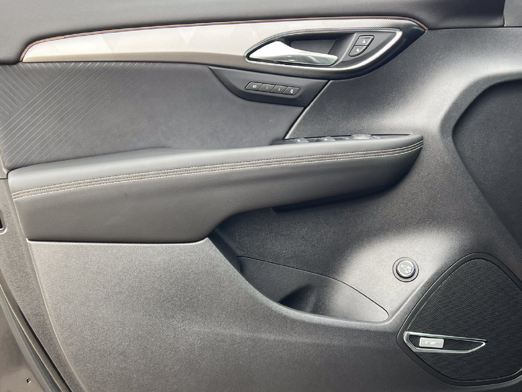 New 2026 Buick Envision Sport Touring AWD/4WD image 14