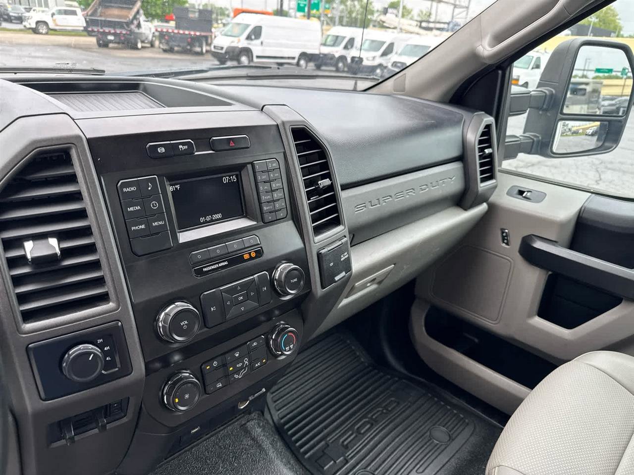 Used 2019 Ford F550 4x4 Regular Cab Super Duty image 21