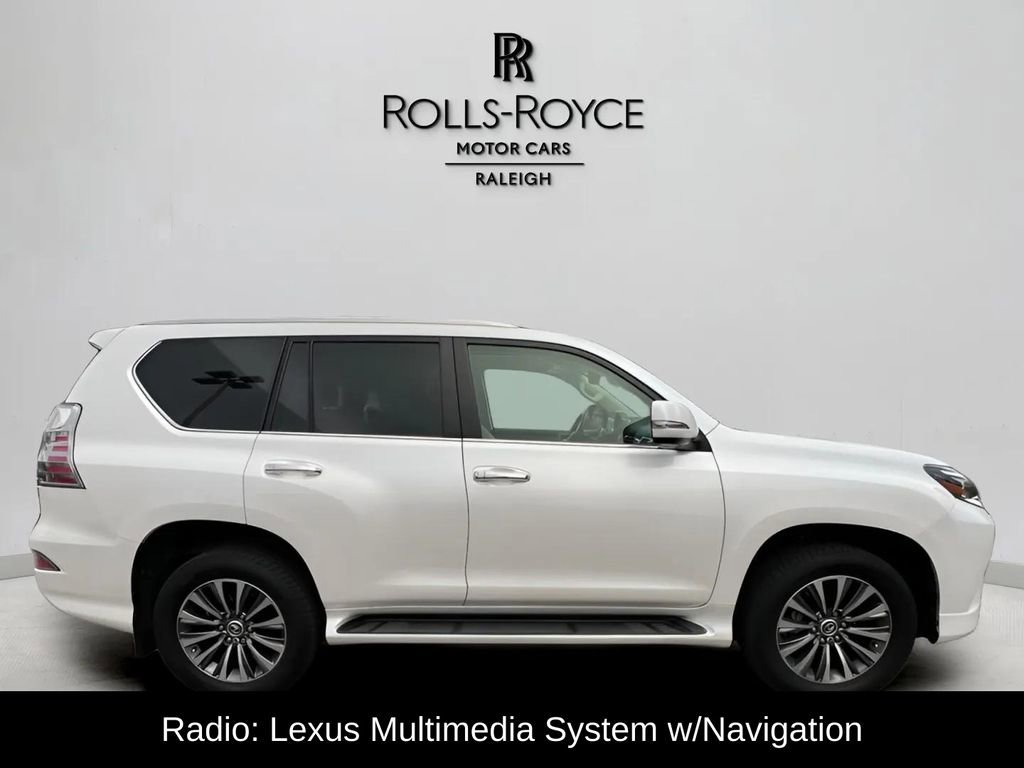 Used 2023 Lexus GX 460 Luxury w/ Accessory Package image 4