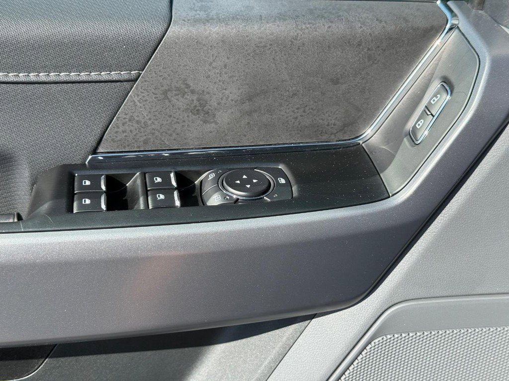 Used 2025 Ford F150 XLT w/ Equipment Group 301A Standard image 23