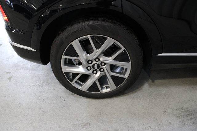 New 2027 Cadillac Optiq Luxury AWD/4WD image 39
