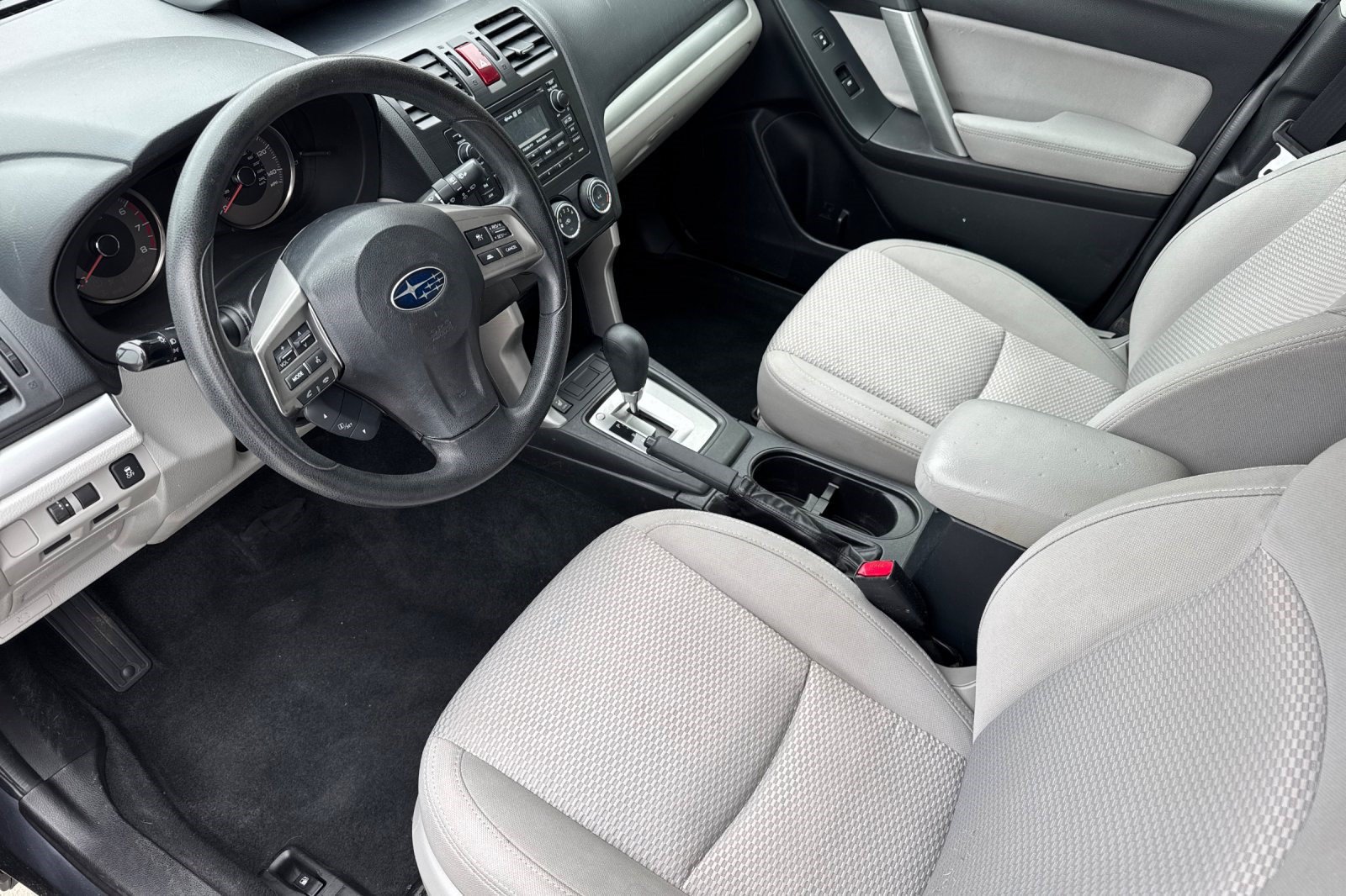 Used 2015 Subaru Forester 2.5i Premium AWD/4WD image 4