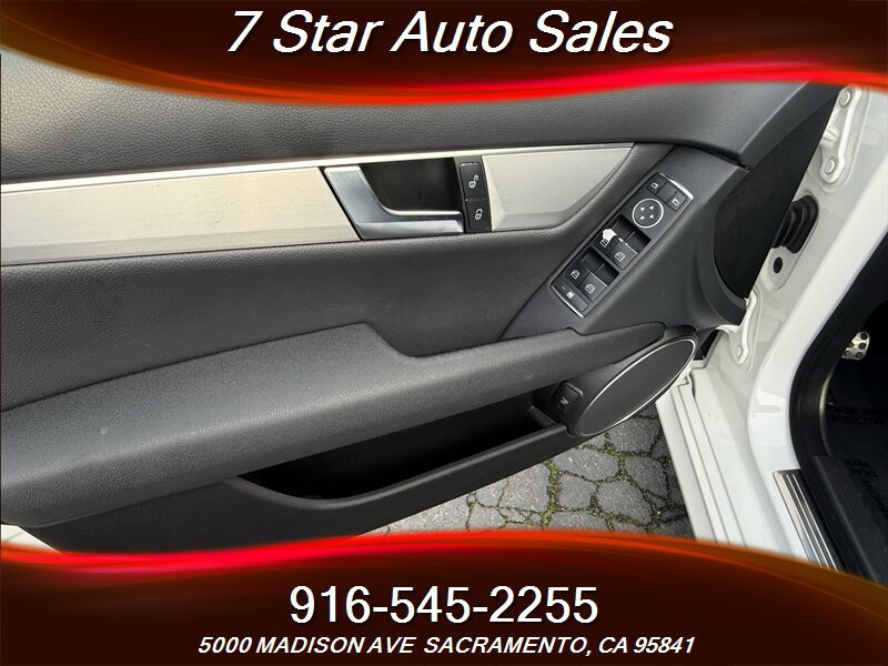 Used 2013 Mercedes-Benz C 250 Sedan image 7