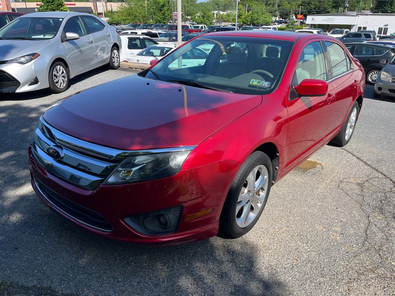 Used 2012 Ford Fusion SE image 1