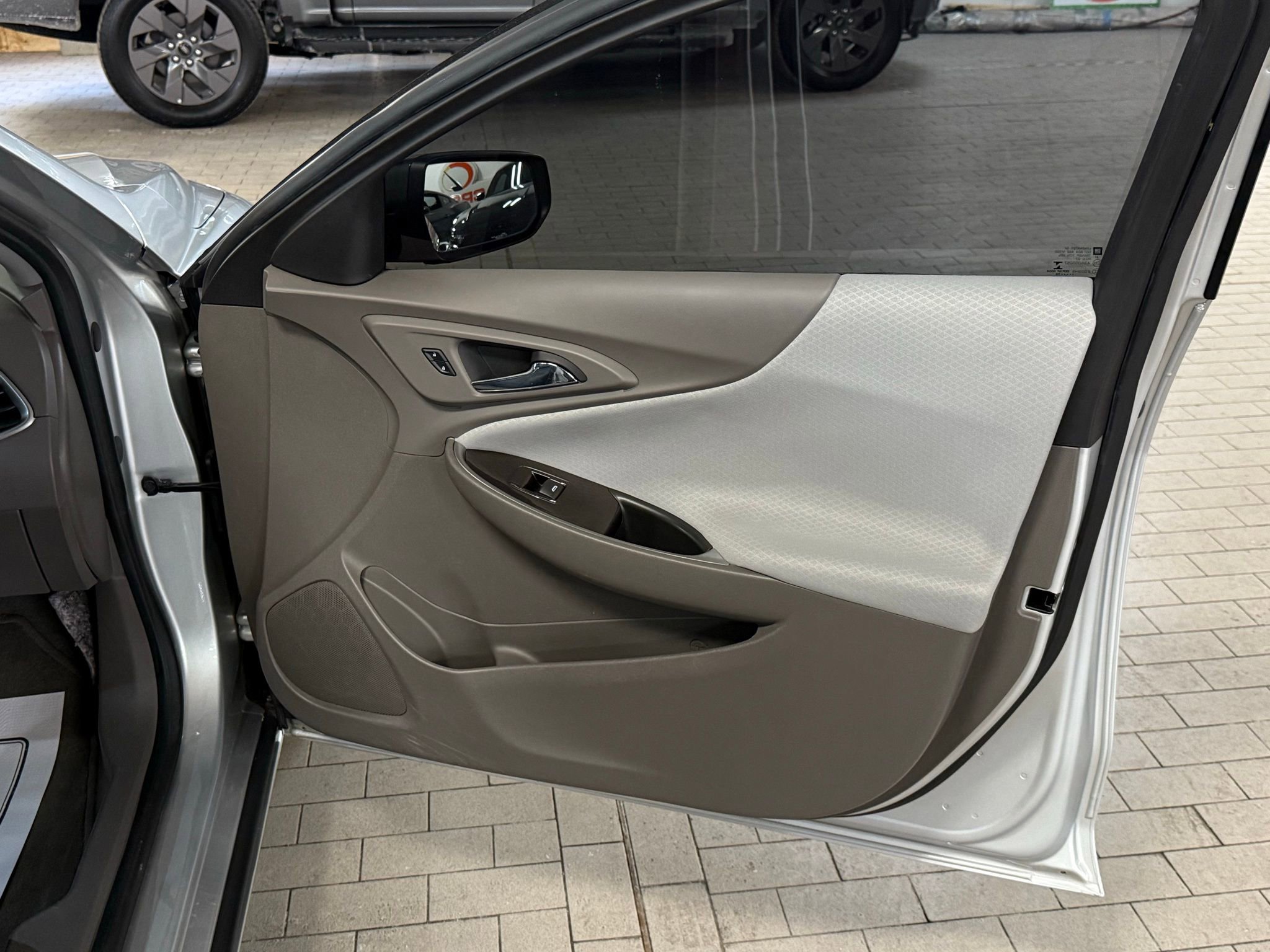 Used 2016 Chevrolet Malibu LS image 16