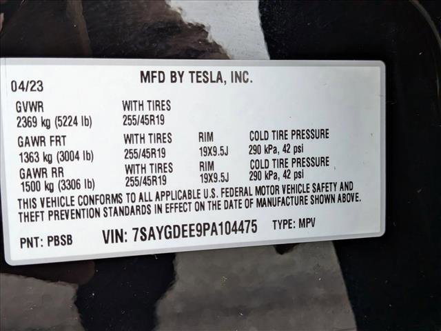 Used 2023 Tesla Model Y Long Range AWD/4WD image 24
