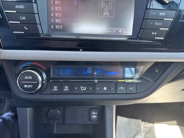 Used 2014 Toyota Corolla LE FWD image 18