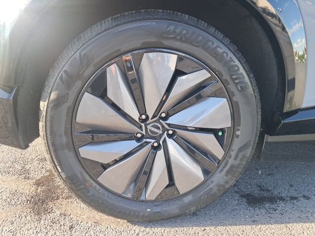 Certified 2024 Nissan Ariya AWD image 17