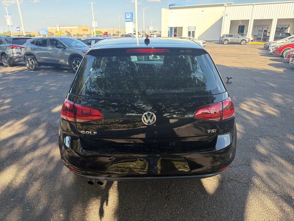 Used 2016 Volkswagen Golf S image 4