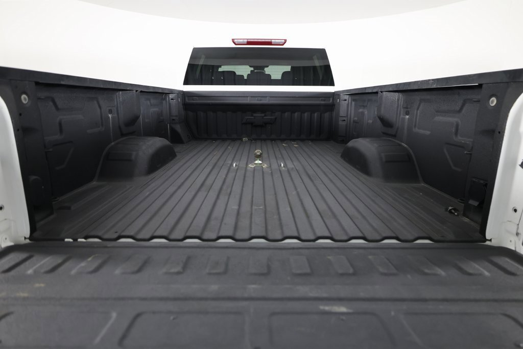 Used 2025 Chevrolet Silverado 3500 LTZ image 7