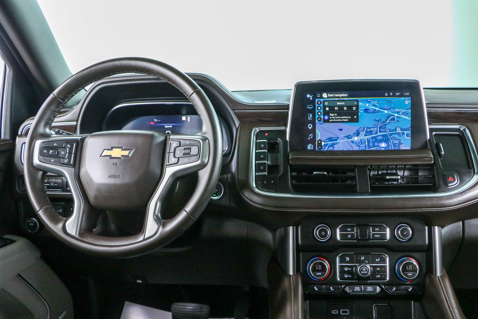 Used 2024 Chevrolet Tahoe LT w/ LT Signature Package RWD image 18