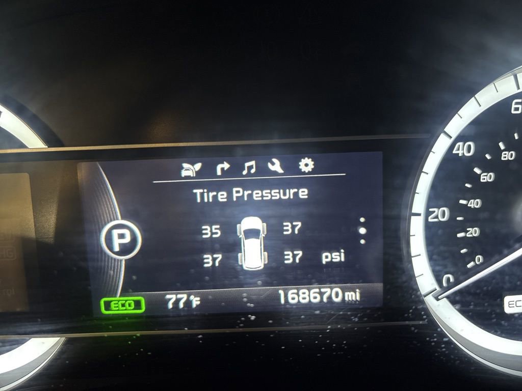 Used 2019 Kia Niro S Touring image 26