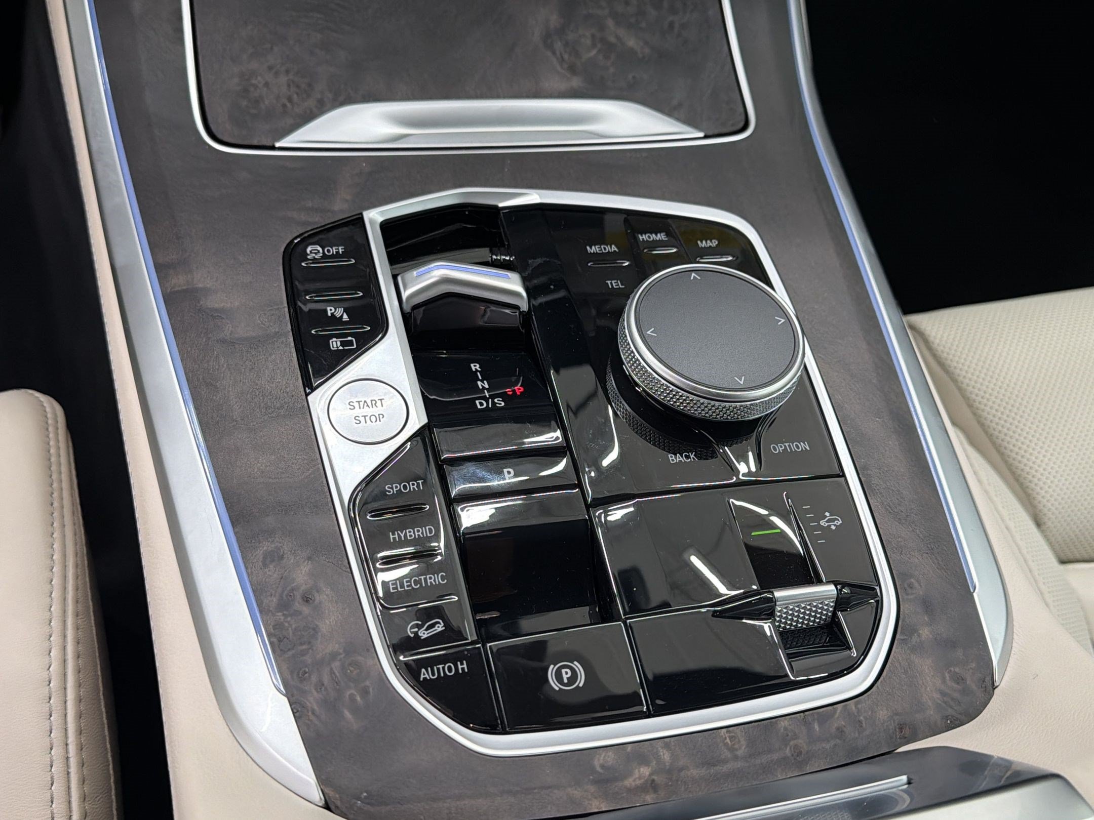 New 2026 BMW X5 xDrive50e AWD/4WD image 18