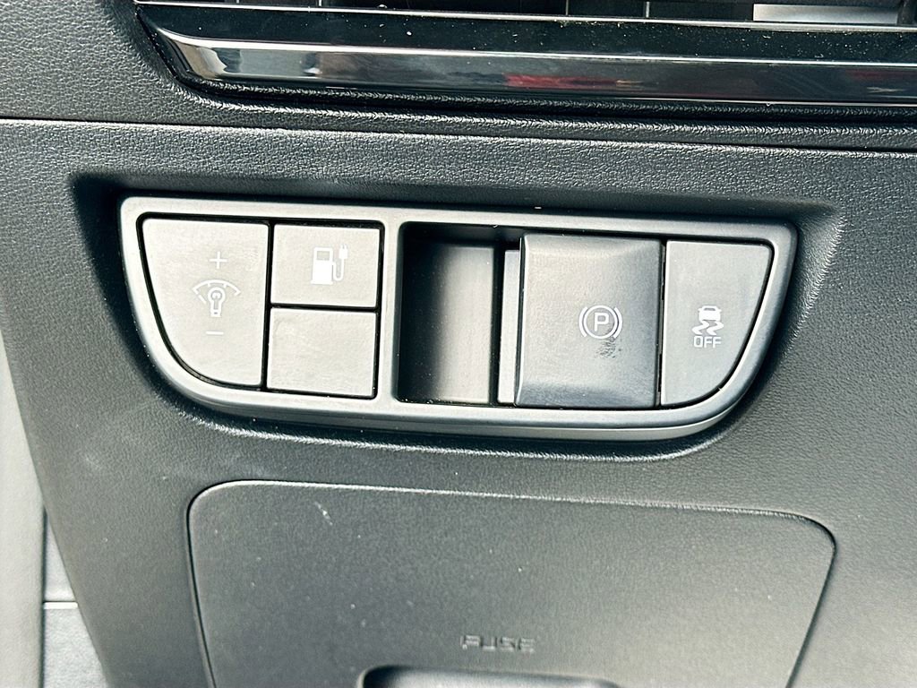 Certified 2024 Kia EV6 Light RWD image 10