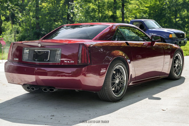 Used 2006 Cadillac XLR RWD image 18