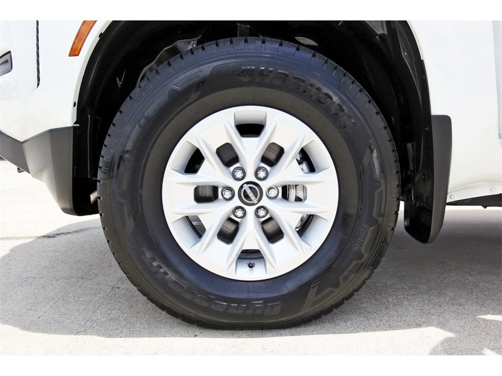 Certified 2024 Nissan Frontier SV w/ Technology Package image 29