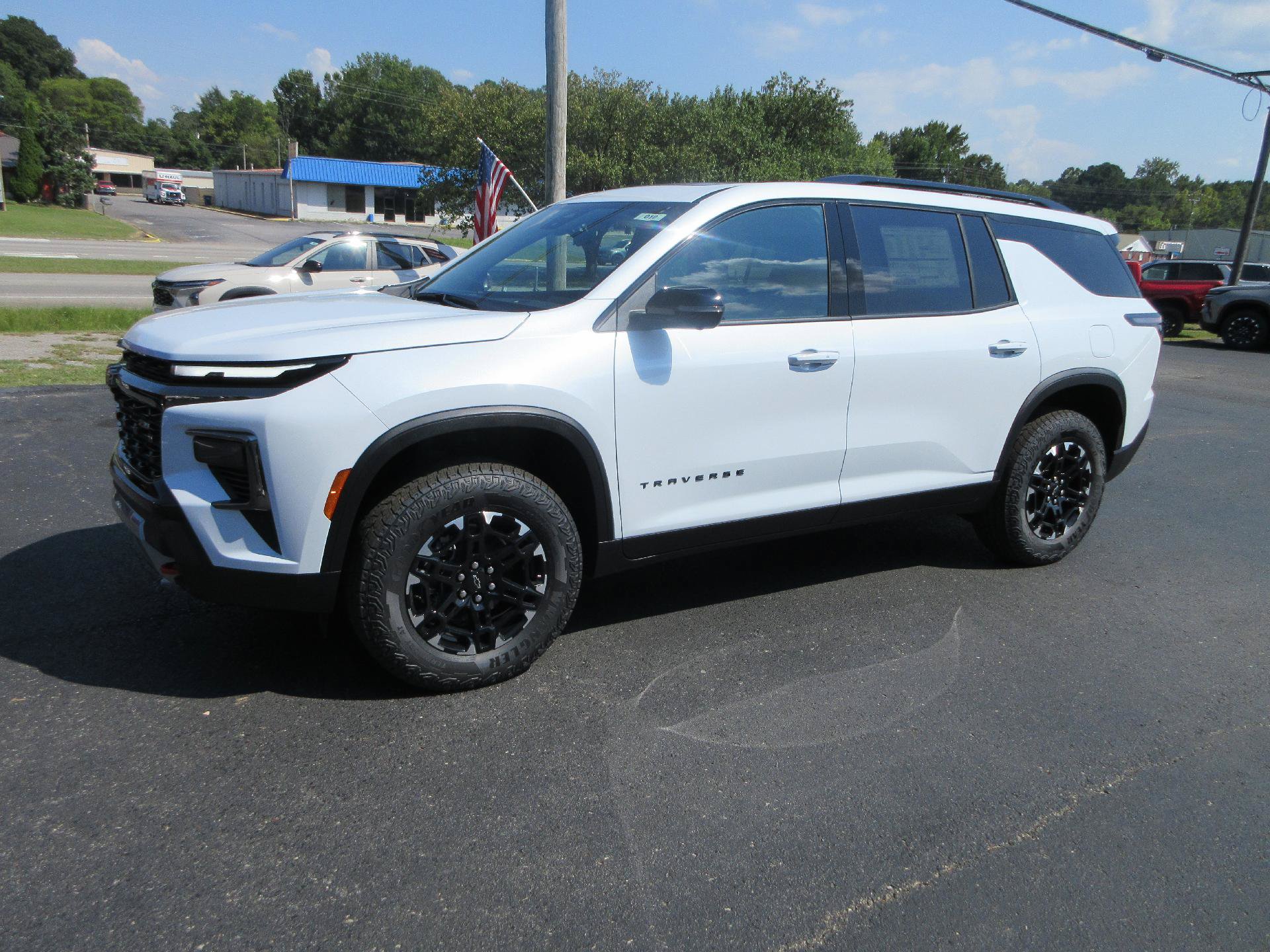 New 2027 Chevrolet Traverse Z71 w/ Driver Confidence Package AWD/4WD image 8