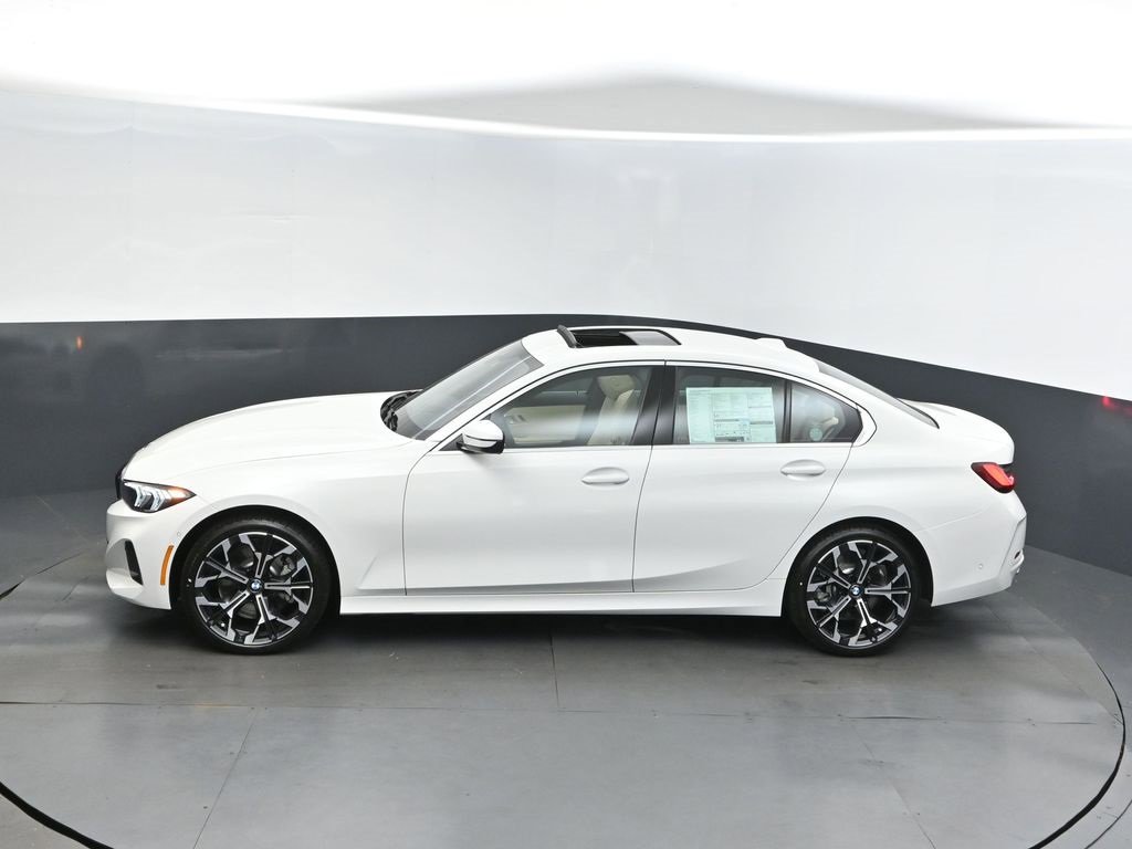 New 2026 BMW 330i Sedan w/ Convenience Package image 32