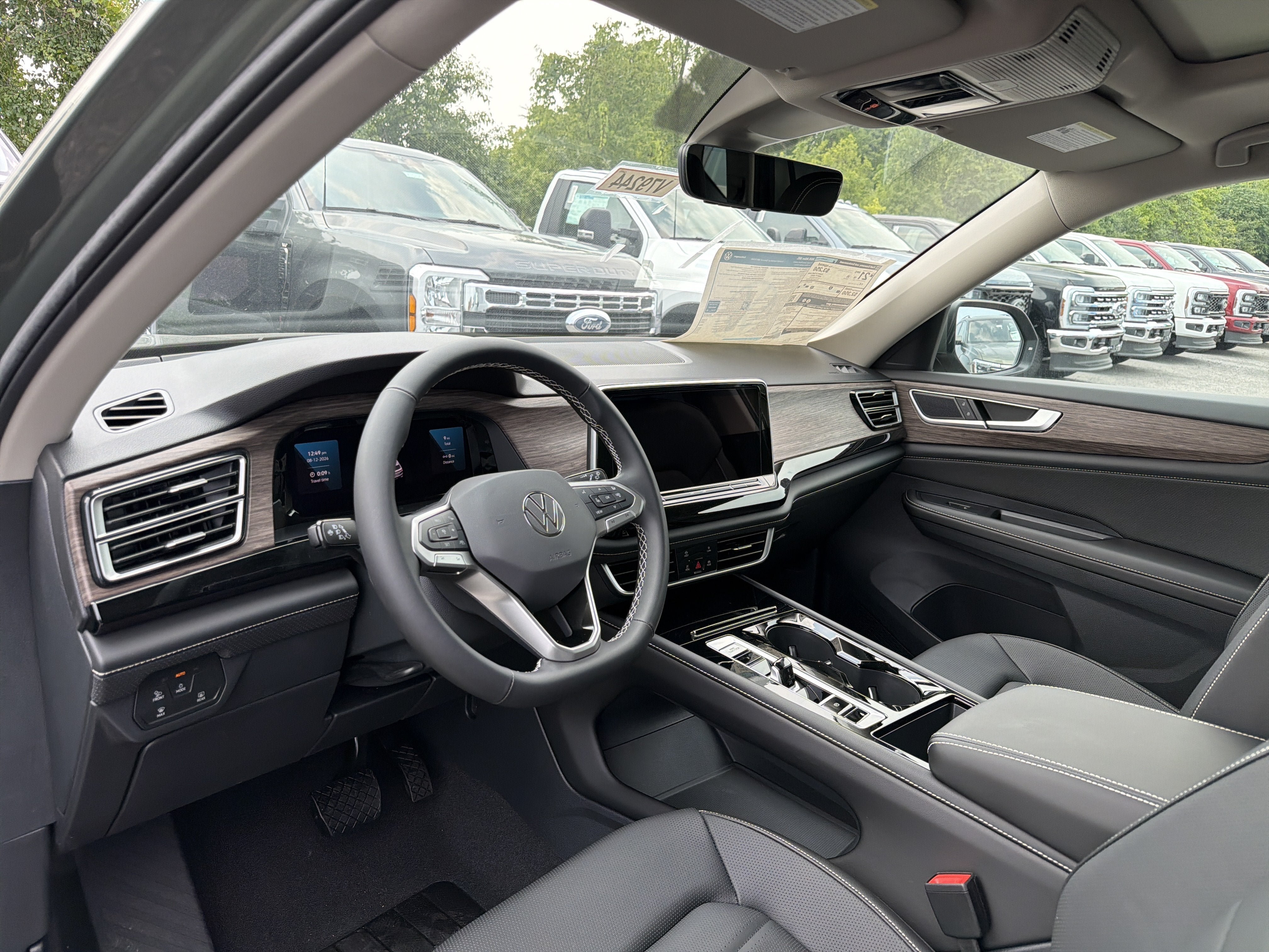 New 2026 Volkswagen Atlas SEL AWD/4WD image 8