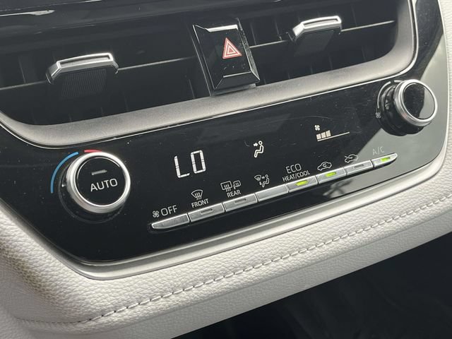 Used 2020 Toyota Corolla SE FWD image 29
