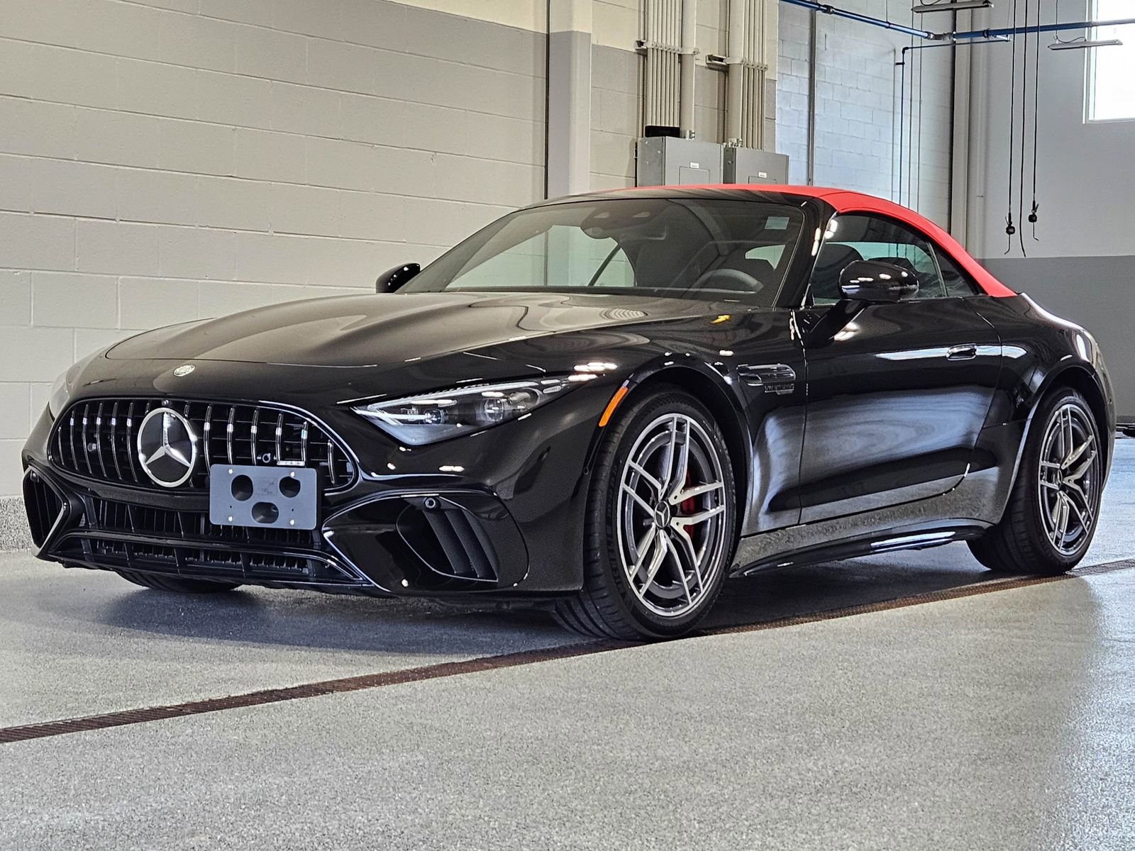 Certified 2024 Mercedes-Benz SL 55 AMG 4MATIC w/ Driver Assistance Package image 6