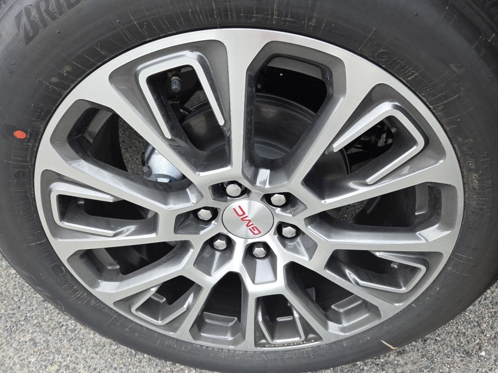 New 2026 GMC Yukon XL Denali image 19