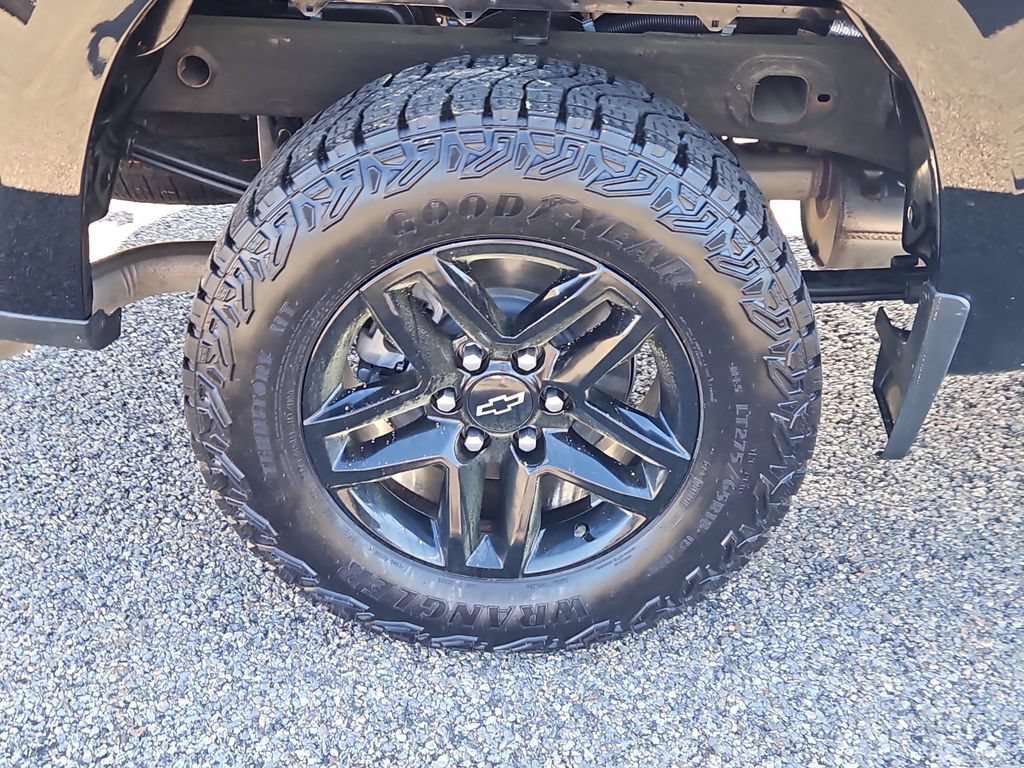 Certified 2025 Chevrolet Silverado 1500 LT AWD/4WD image 9