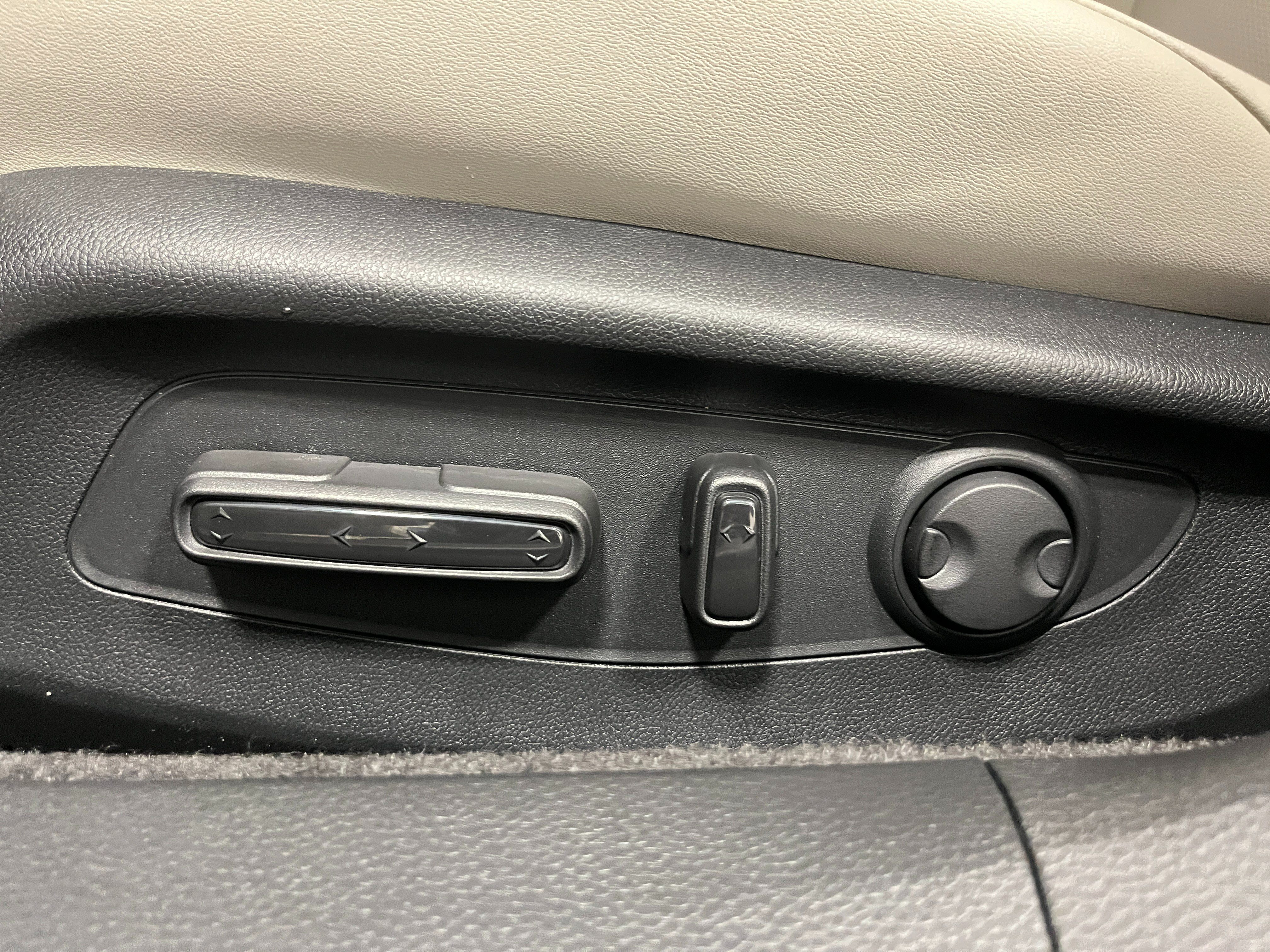 New 2026 Honda Accord EX-L image 16