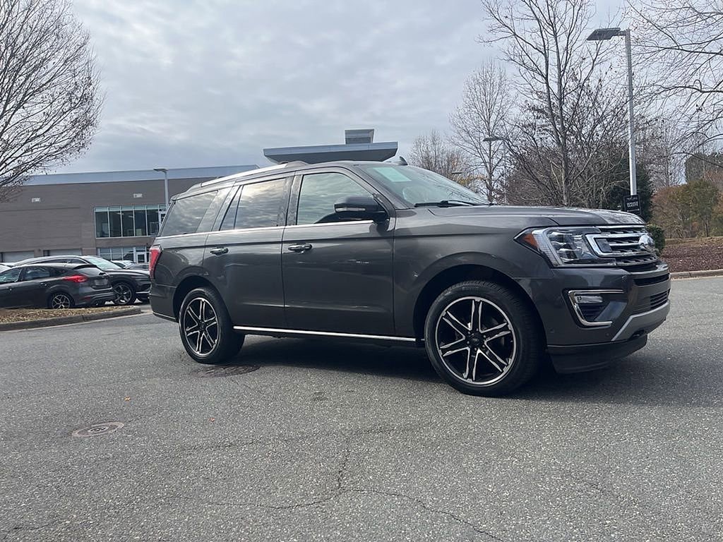 Used 2021 Ford Expedition Limited image 2