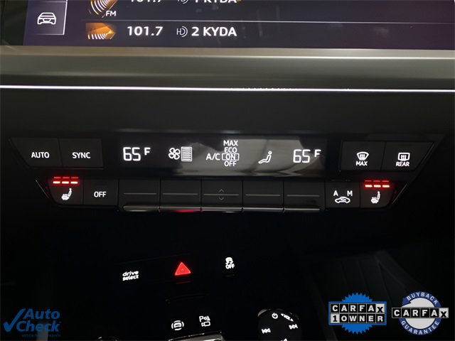 Used 2024 Audi Q4 e-tron Premium image 43