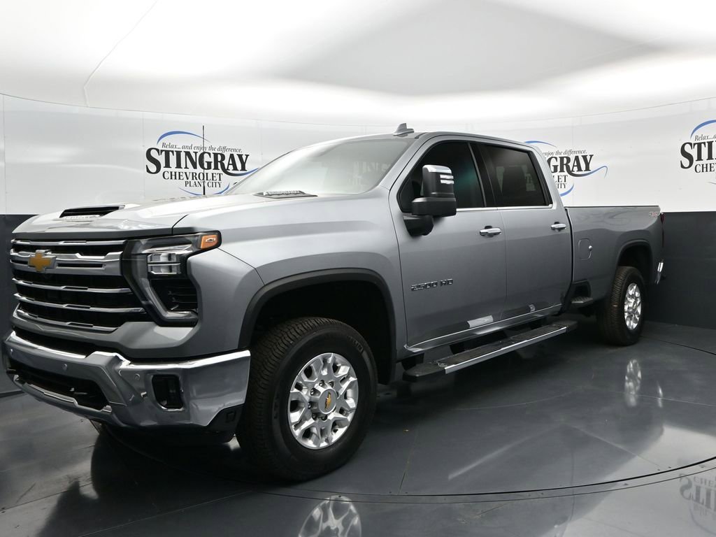 Used 2024 Chevrolet Silverado 2500 LTZ w/ LTZ Plus Package image 3