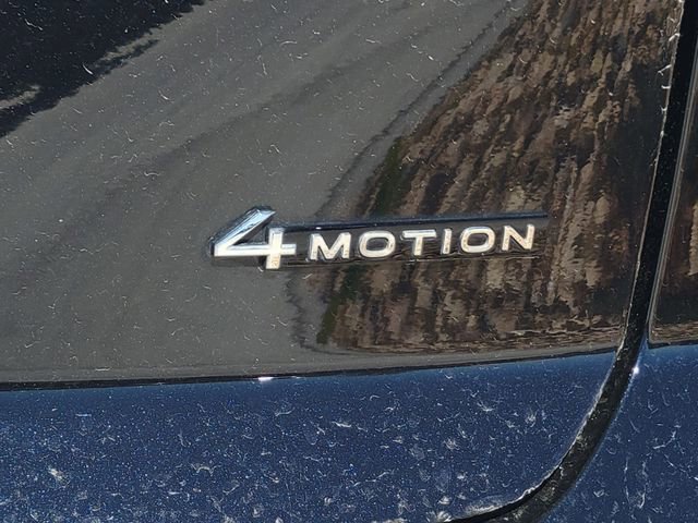 Used 2024 Volkswagen Atlas Cross Sport SEL R-Line image 17