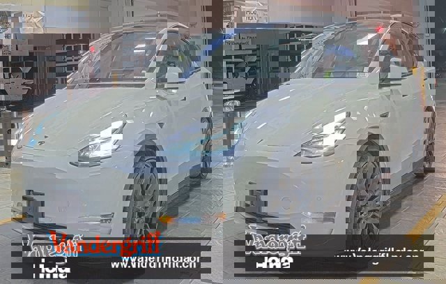 Used 2020 Tesla Model Y Performance image 1