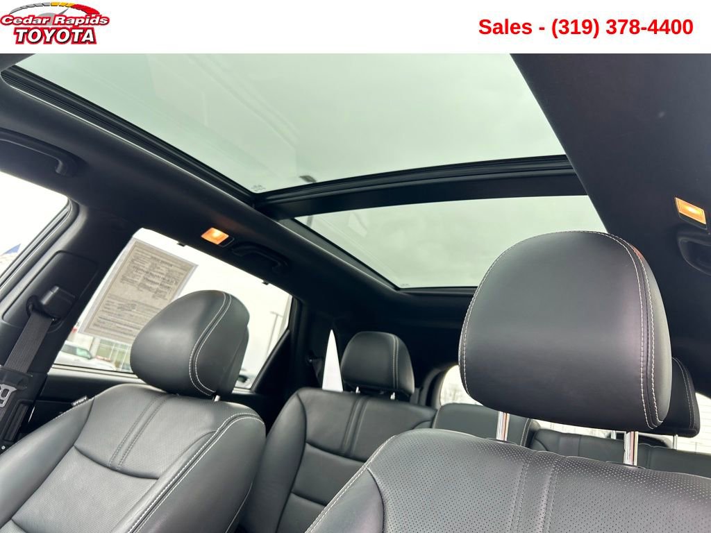 Used 2015 Kia Sorento SX image 18