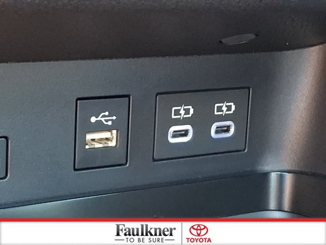 Certified 2026 Toyota Camry SE w/ Convenience Package FWD image 24