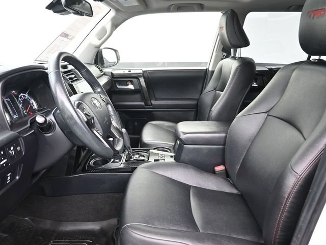 Certified 2021 Toyota 4Runner Venture w/ Moonroof Package AWD/4WD image 25