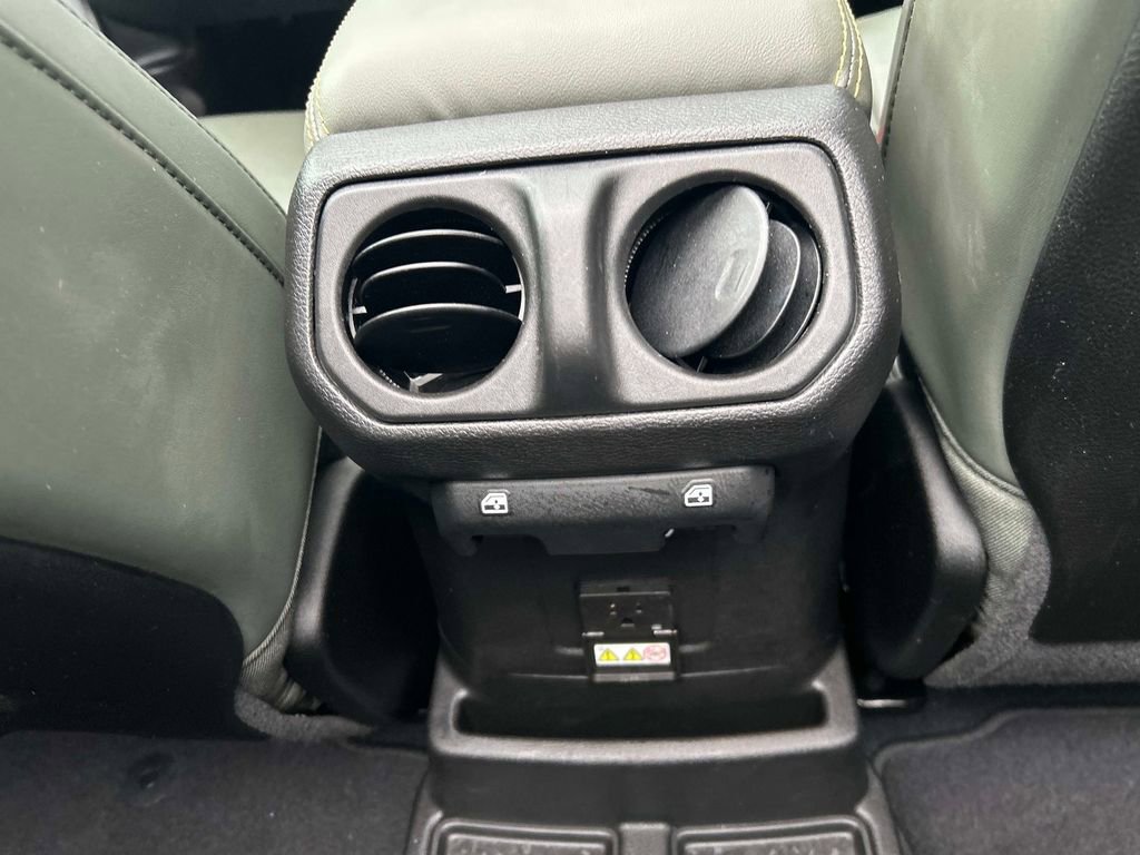 Used 2024 Jeep Wrangler High Altitude AWD/4WD image 19