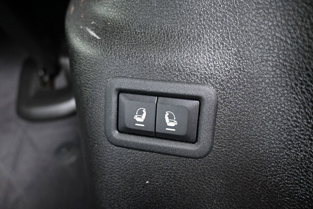 Used 2022 Jeep Wagoneer Series III RWD image 32