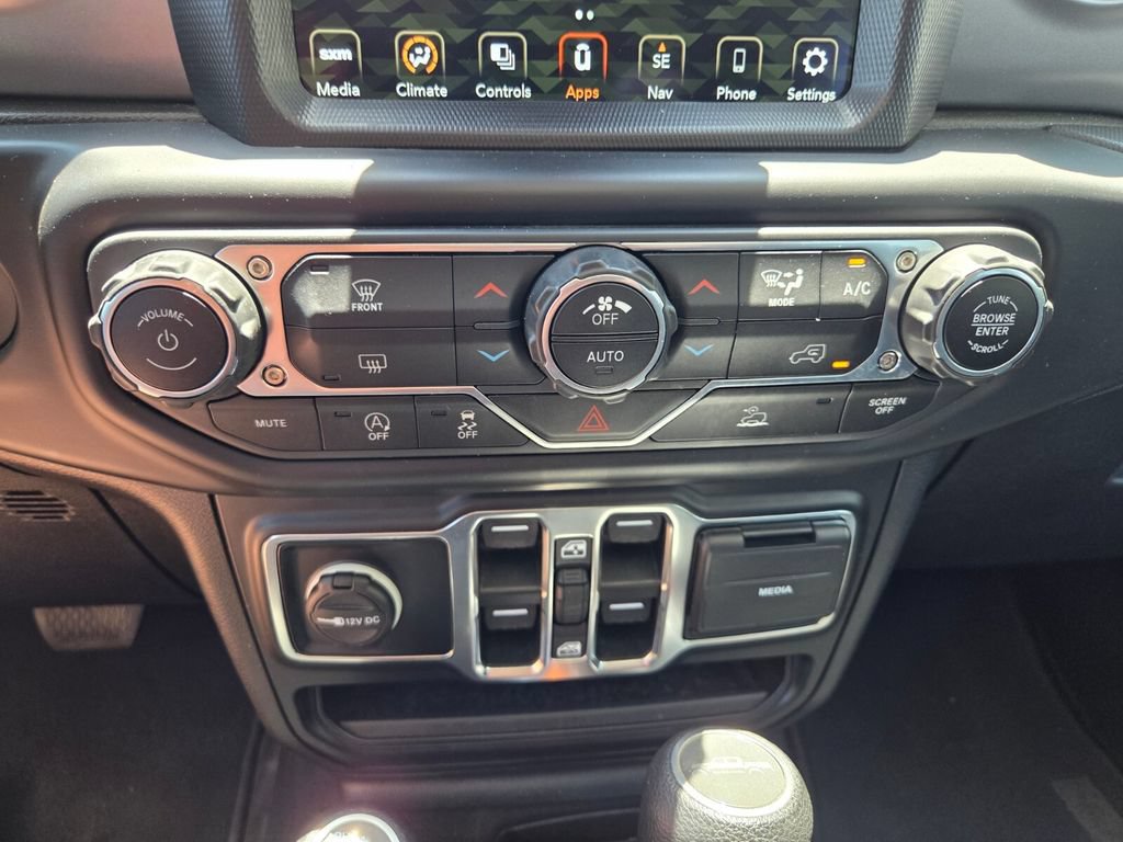 Used 2021 Jeep Gladiator Sport AWD/4WD image 29