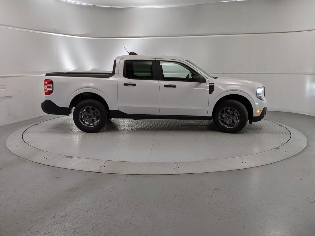 New 2025 Ford Maverick XLT w/ Equipment Group 302A image 2